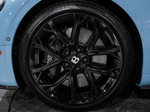Used 2024 Bentley Continental GT V8 AWD/4WD image 29