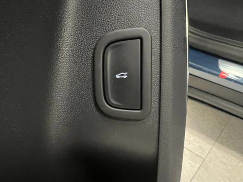 New 2026 Chevrolet Traverse Z71 w/ Enhanced Driving Package image 37