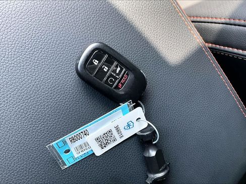 Used 2024 Honda Pilot TrailSport image 15