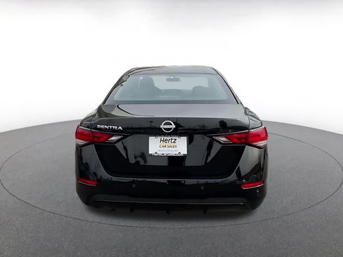 Used 2025 Nissan Sentra S image 12