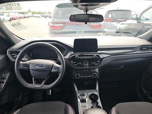 Used 2025 Ford Escape ST-Line image 7