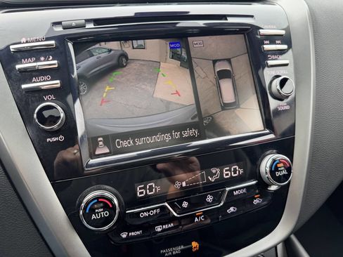 Used 2023 Nissan Murano SL AWD/4WD image 13