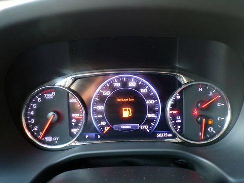 Used 2021 GMC Acadia SLT w/ Elevation Edition AWD/4WD image 25