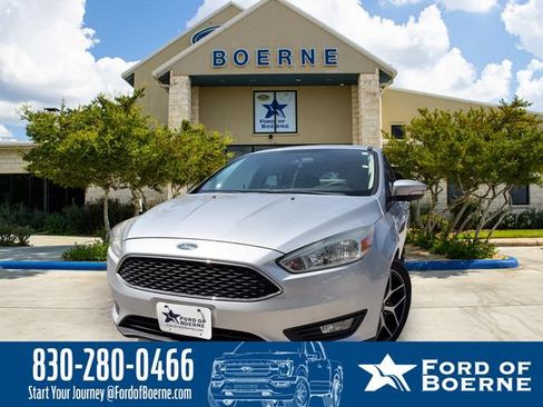Used 2018 Ford Focus SEL FWD image 1