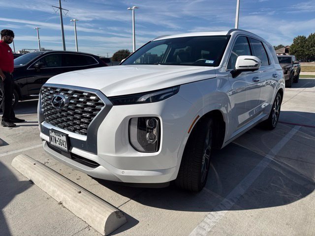 Used 2021 Hyundai Palisade Limited FWD image 2