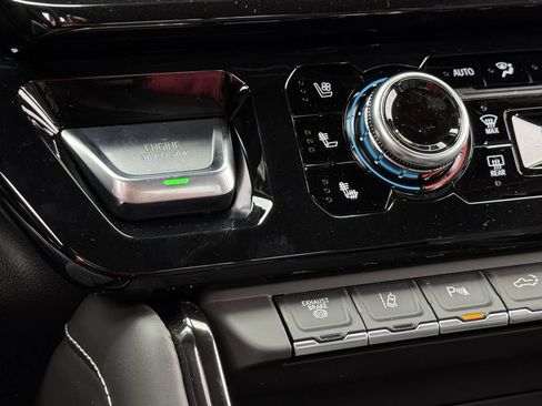 New 2026 GMC Sierra 2500 AT4X image 17