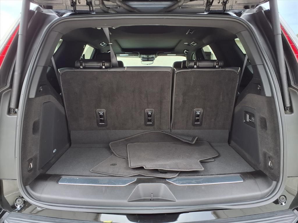 Used 2024 Cadillac Escalade Sport AWD/4WD image 17