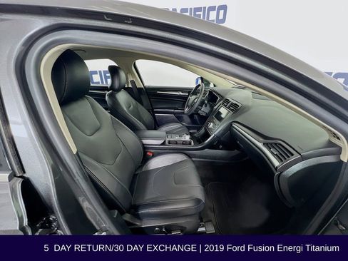 Used 2019 Ford Fusion Energi Titanium image 33