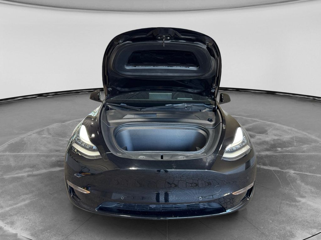 Used 2021 Tesla Model Y Long Range AWD/4WD image 24