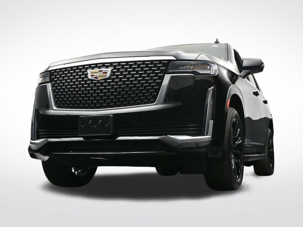 Used 2022 Cadillac Escalade Luxury w/ LPO, Illumination Package AWD/4WD image 31
