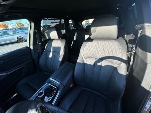 Used 2025 BMW X5 M60i w/ Executive Package image 29