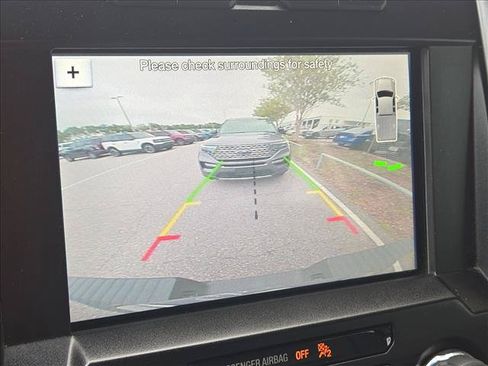 Used 2017 Ford F150 XLT w/ Equipment Group 302A Luxury AWD/4WD image 11
