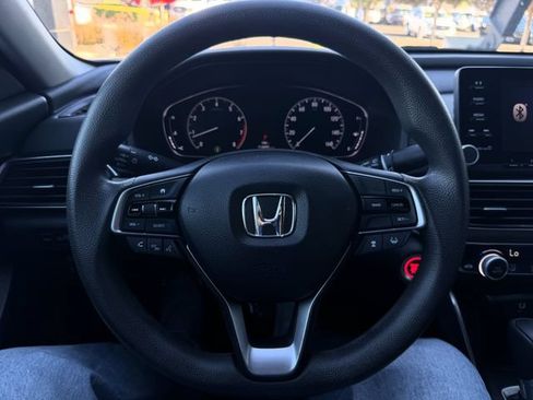Used 2018 Honda Accord LX image 23