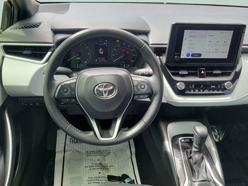 Used 2024 Toyota Corolla SE FWD image 12