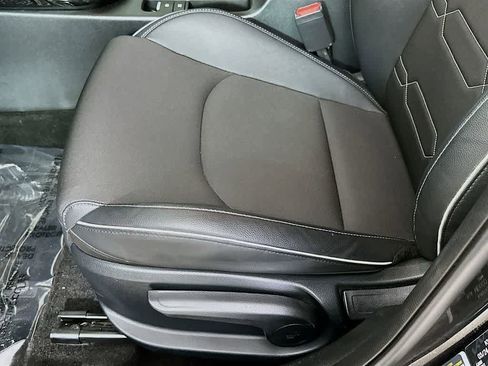 Used 2024 Kia Forte GT-Line image 30