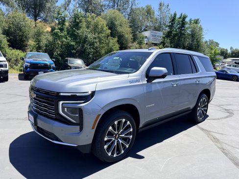 New 2026 Chevrolet Tahoe High Country AWD/4WD image 1