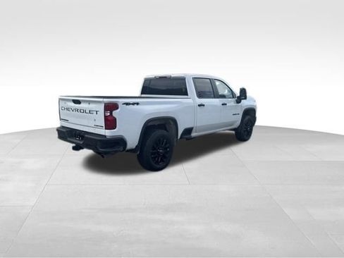 Used 2025 Chevrolet Silverado 2500 Custom w/ Custom Value Package AWD/4WD image 6