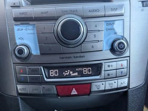 Used 2013 Subaru Outback 3.6R Limited image 36