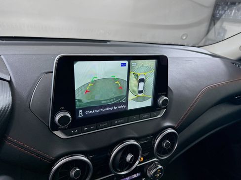 Used 2024 Nissan Sentra SR w/ SR Premium Package image 21