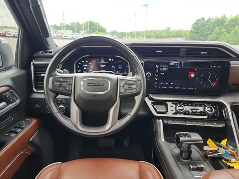 Certified 2022 GMC Sierra 1500 Denali Ultimate AWD/4WD image 19