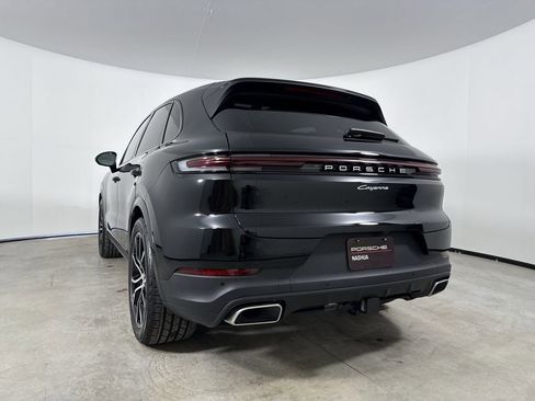 New 2026 Porsche Cayenne image 20