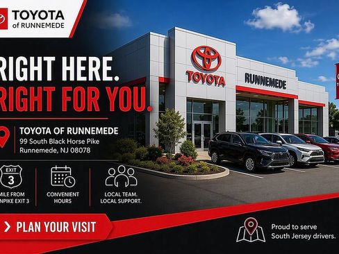 Used 2025 Toyota RAV4 XLE FWD image 9