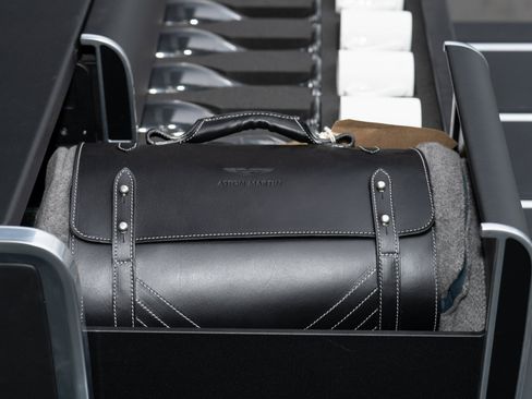 Used 2025 Aston Martin DBX 707 image 30