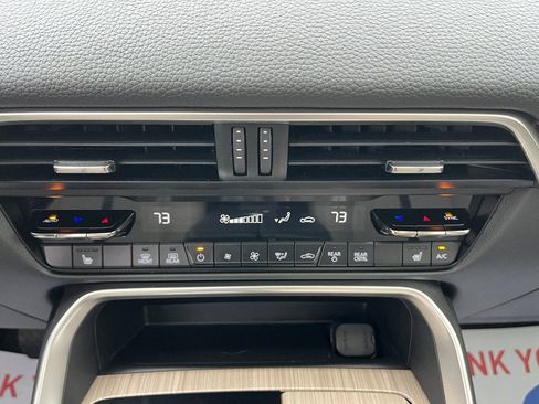 Used 2024 MAZDA CX-90 3.3 Turbo w/ Premium Package image 27