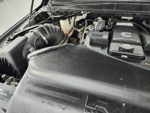 Used 2021 RAM 3500 Big Horn w/ Level 2 Equipment Group image 17