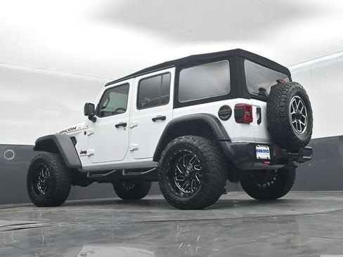Used 2024 Jeep Wrangler Unlimited Rubicon AWD/4WD image 52