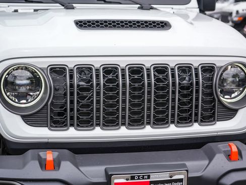 New 2026 Jeep Gladiator Mojave image 7