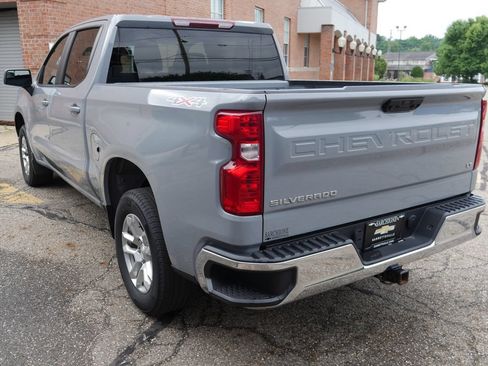 Used 2024 Chevrolet Silverado 1500 LT AWD/4WD image 5