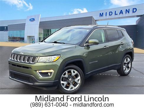 Used 2018 Jeep Compass Limited image 1