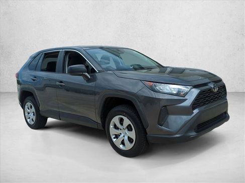 Certified 2022 Toyota RAV4 LE FWD image 3