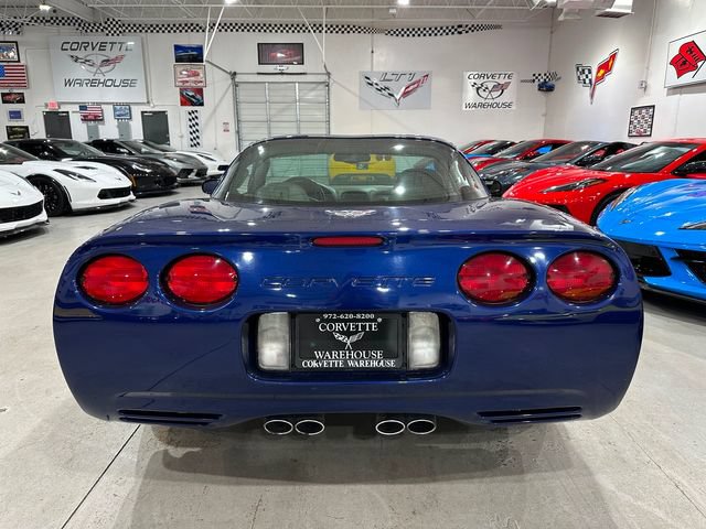 Used 2004 Chevrolet Corvette Coupe w/ Preferred Equipment Group RWD image 31