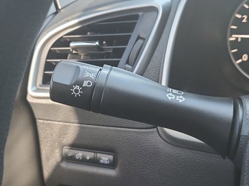 Used 2020 Nissan Murano S w/ Technology Package image 22