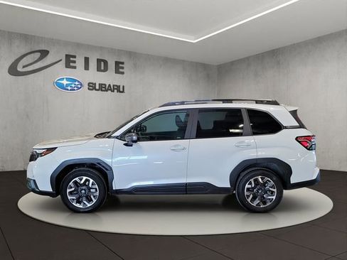 Used 2026 Subaru Forester Premium AWD/4WD image 8