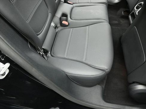 Certified 2025 Mercedes-Benz GLC 300 GLC 300 image 24