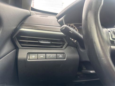 Used 2019 Nissan Altima 2.5 SL FWD image 17