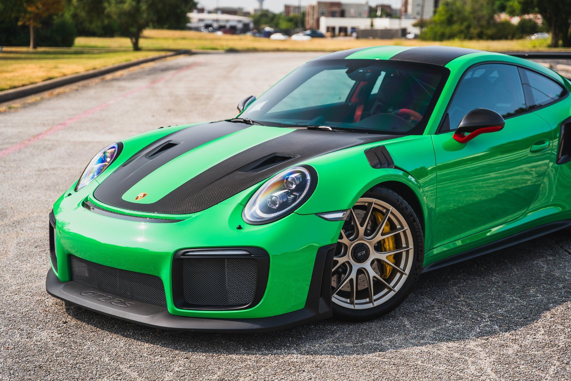 Used 2018 Porsche 911 GT2 RS RWD image 6