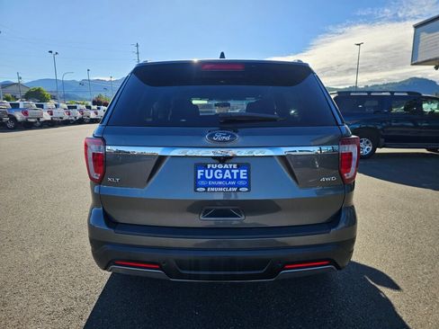 Used 2019 Ford Explorer XLT AWD/4WD image 8