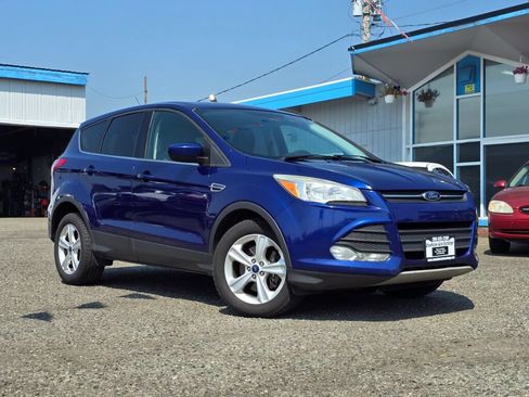 Used 2015 Ford Escape SE AWD/4WD image 1