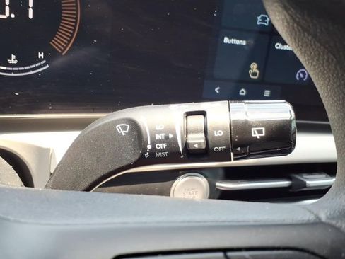 Certified 2025 Hyundai Tucson SEL AWD/4WD image 26