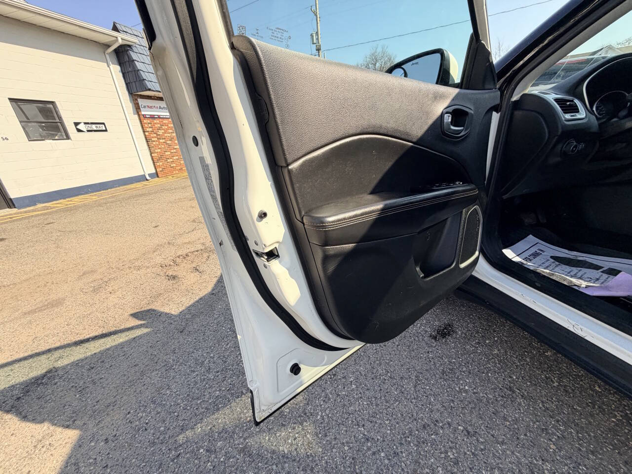 Used 2018 Jeep Compass Sport FWD image 24