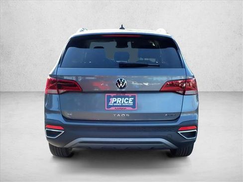 Used 2024 Volkswagen Taos SE AWD/4WD image 3