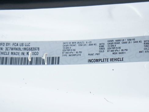 Used 2021 RAM 4500 Tradesman RWD image 42
