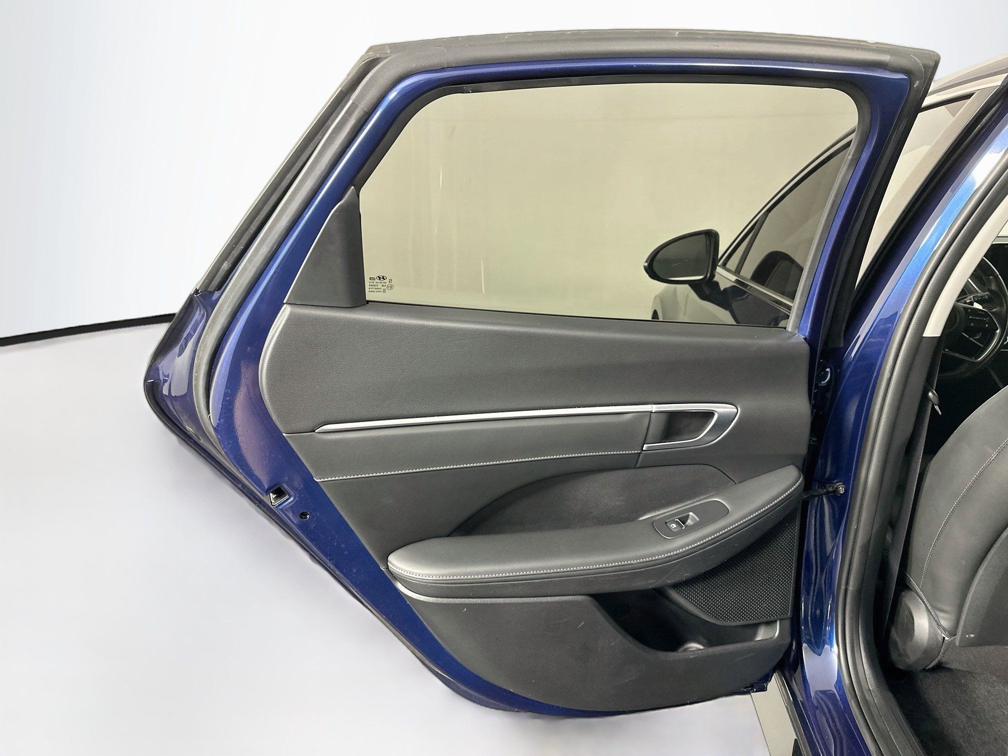 Used 2020 Hyundai Sonata Limited FWD image 27