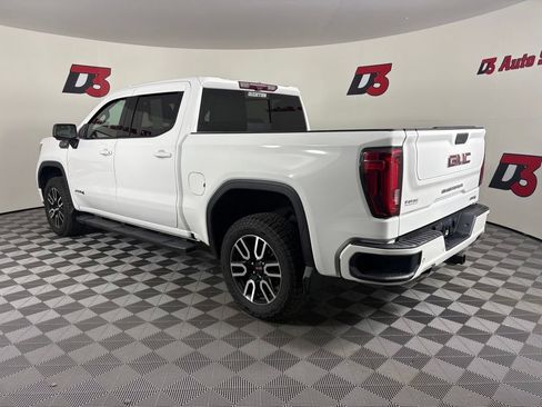 Used 2020 GMC Sierra 1500 AT4 w/ AT4 Premium Package AWD/4WD image 5
