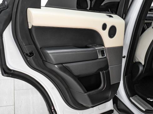 Used 2019 Land Rover Range Rover Sport Supercharged image 47