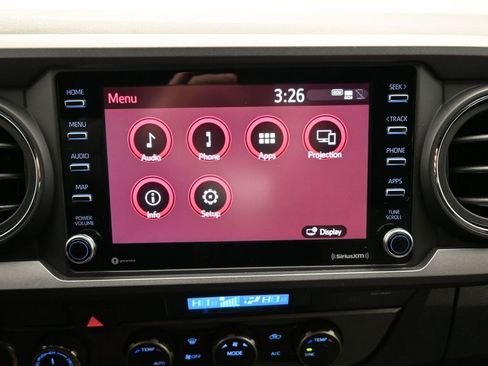 Used 2022 Toyota Tacoma TRD Sport image 14